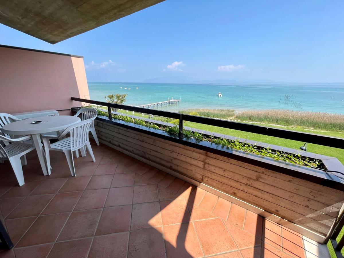Residence Virgilio ซีร์มิโอเน ภายนอก รูปภาพ